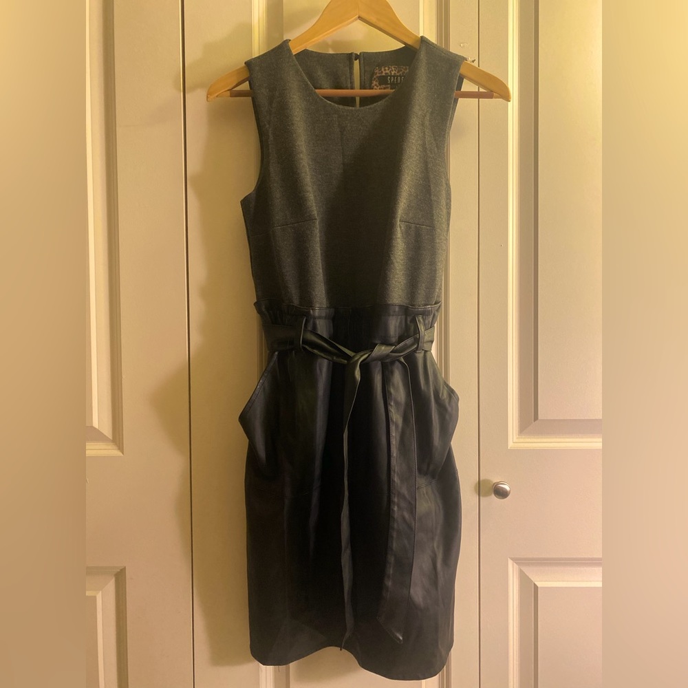 Spence Dress. - Picture 1 of 2